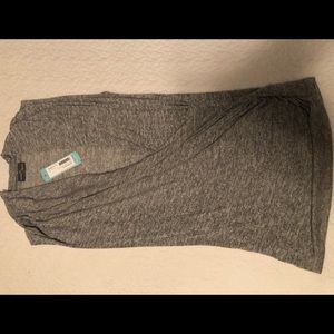 Market and Spruce swoop neck tank